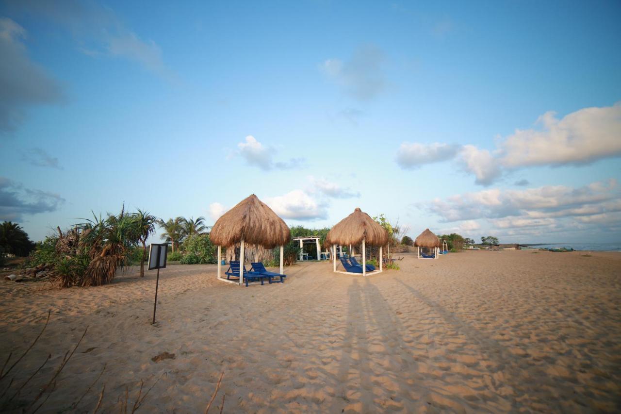 Amanta Beach Nilaveli Exterior foto